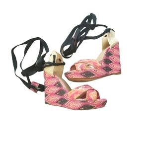 LAST CHANCE - Stuart Weitzman x Theodora & Callum Aztec Peacock Lace Up Wedges